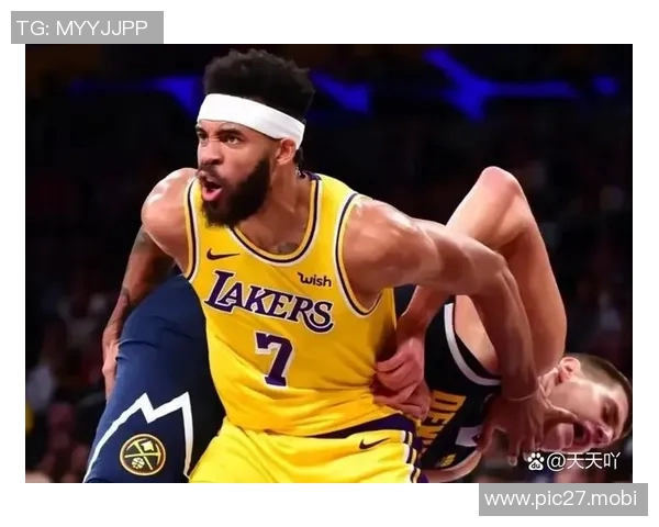 湖人15人阵容满员:签G联赛41+8+8三分后卫 放弃买断市场? 湖人15人阵容满员:签G联赛41+8+8三分后卫 放弃买断市场?